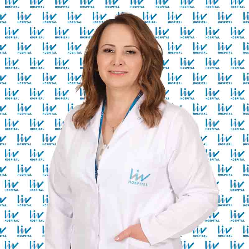 Doç. Dr. Şefika Nur Arı